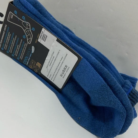 VANS Crew socks
VANS PERFORMANCE SOCKS
COOLMAX® FIBER WITH WICKING TECHNOLOGY - Picture 6 of 16